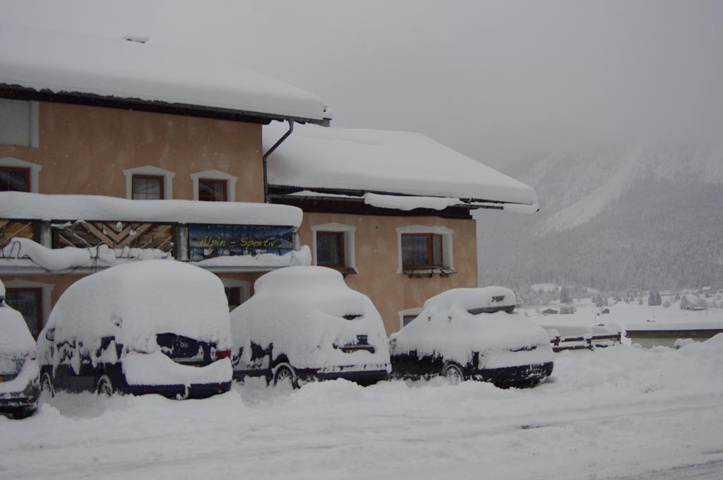 Alpin-Sportiv Apartment Lermoos Bilik gambar