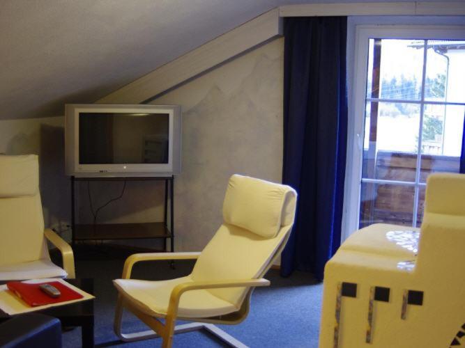 Alpin-Sportiv Apartment Lermoos Luaran gambar